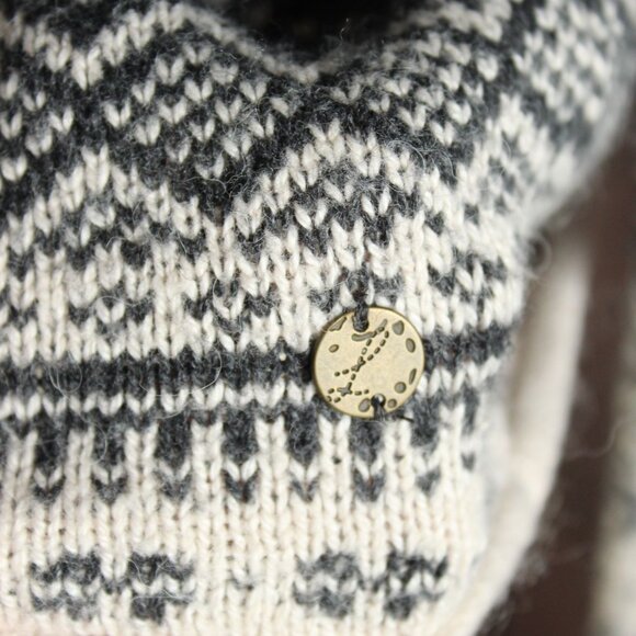 L.o.g.g. H&M Womens Sweater, Size Small, Gray and White Nordic Style, Lightweigh - Picture 9 of 12